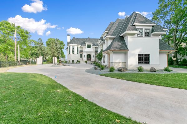 Cost of Concrete Driveway Installation in Pickerington