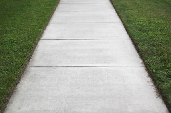 Cost of Concrete Walkway Replacement in Pickerington