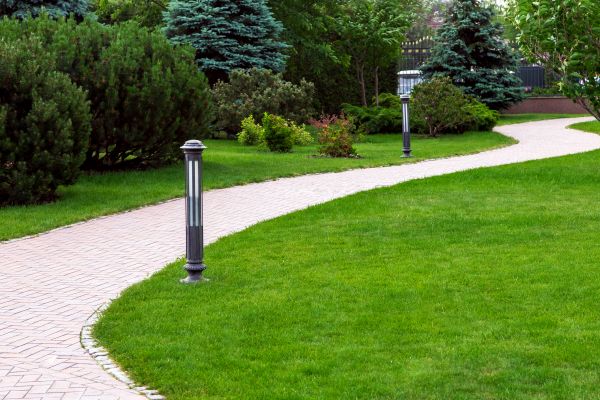 Backyard Sidewalk Installation in Pickerington